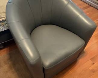 leather chair