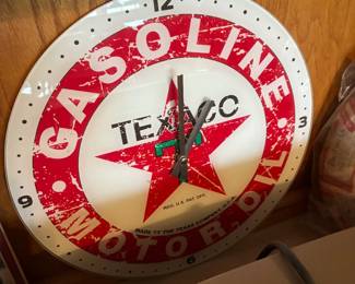 Texaco clock