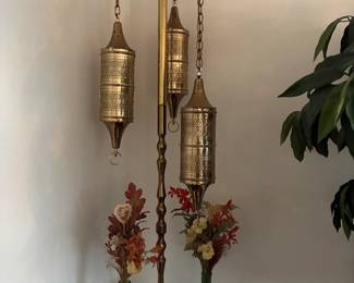 vintage floor to ceiling lamp