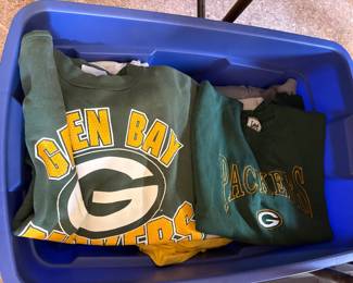 Packer Clothes