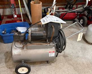 Air compressor