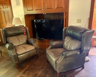 Grey Leather recliners and TV
