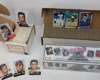 CT021 Collection of Boxed Baseball Cards