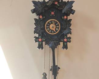 Vintage Black Forest Cuckoo Clock