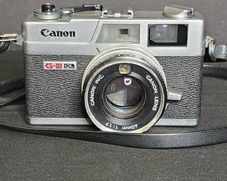 Canon Canonet G-III QL17 Rangefinder Camera