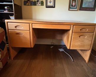 Mid-Century Modern Style Oak Executive Desk