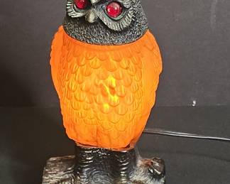 Vintage Union Products Halloween Owl Blow Mold Lamp