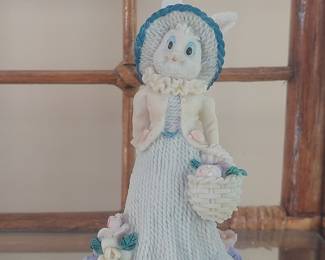 The Victorian Collection "Samantha White" Figurine