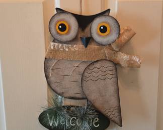 Rustic Country Owl Welcome Sign with Burlap Scarf