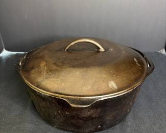 Vintage Cast Iron Dutch Oven