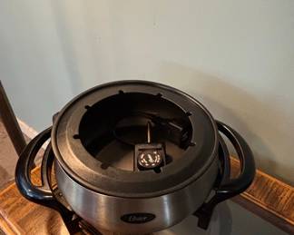Oster Electric Fondue Pot