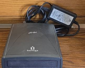 Iomega CDRW55292EXT External CD-RW Drive