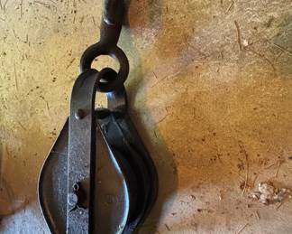 Fulton Iron Works Anvil Mark 6-Inch Hay Trolley Pulley
