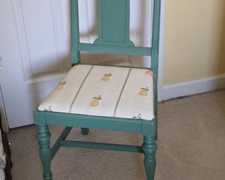 Vintage Painted Spindle-Back Dining Chair with Pear Upholstery