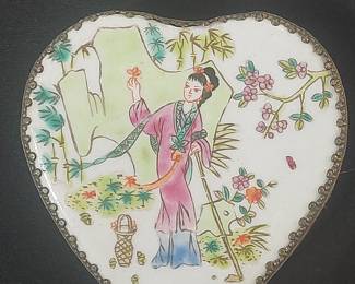 Vintage Chinese Export Cloisonné Heart-Shaped Trinket Box