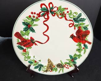 Royal Norfolk Holiday Cardinal Dinner Plate
