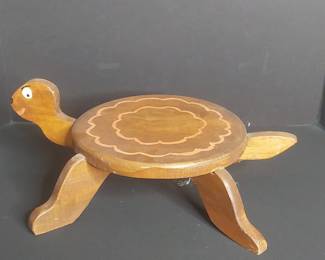Vintage Hand-Carved Wooden Turtle Footstool or Plant Stand