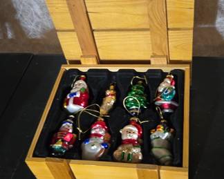 Thomas Pacconi Classics Christmas Ornament Set
