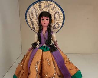 Vintage Mexican Souvenir Doll with 'Hecho en Mexico' Stamp