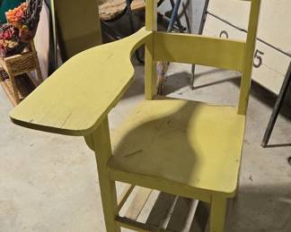 Vintage Schoolhouse Tablet Arm Chair