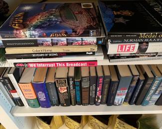 READERS LIBRARY