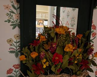 WINDOW BOX DECOR