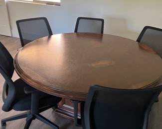 CONFERENCE TABLE, 6 OFFICE CHAIRS