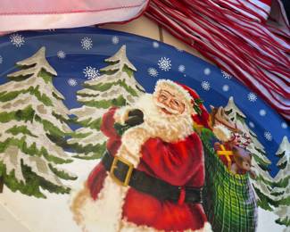 PLASTIC PLATTERS