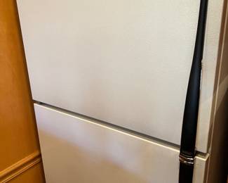 REFRIGERATOR/FREEZER