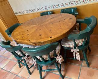 DARLING DINETTE TABLE WITH 6 CHAIRS