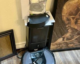 iRobot Roomba i Series with dirt disposal and authentic replacement parts 
