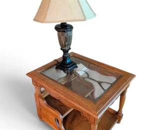 Wooden Side Table w Glass Top Lamp
