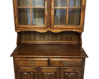 Cochrane Wooden Hutch w Lighting