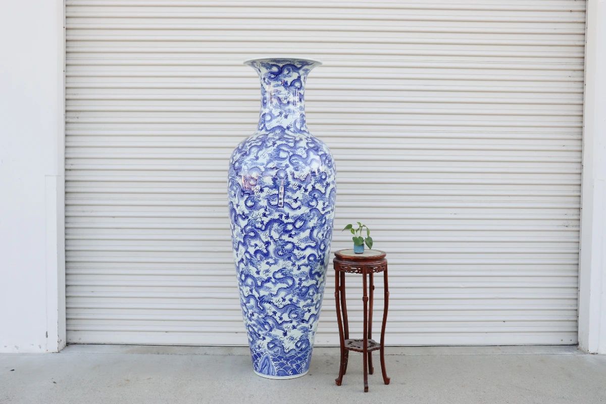 Lot 121 Monumental Chinese Blue and White Dragon Vase