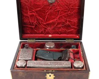 Lot 363 Cased English Travel Set w Letters