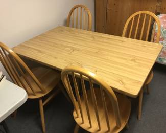 Table & chair set