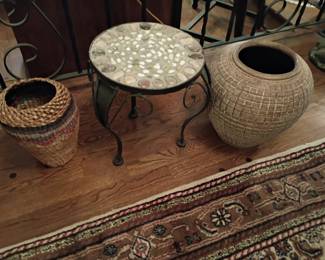 Floor vases and tables