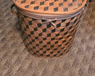 weaved basket
