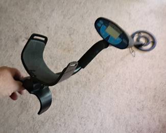 Bounty Hunter Metal Detector