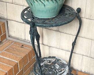 Plant stand and pots