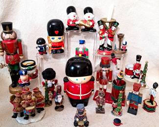 NUT CRACKERS 