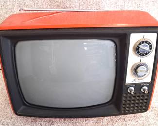 MID CENTURY TV