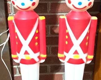 BLOWMOLD SOLDIERS 