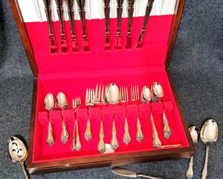 FLATWARE
