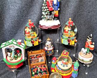 MUSIC BOXES 