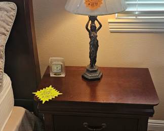 Pair nightstands $195