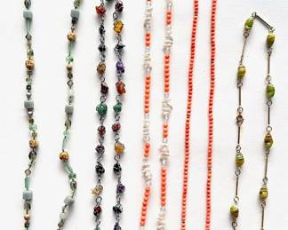5 Vintage Beaded Necklaces: Glass, Natural Stone & More Lot #: 125