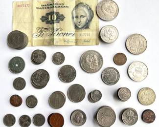 Vintage Foreign Currency Coins: Sweden, Norway & Denmark (Over 70 Coins) Lot #: 53