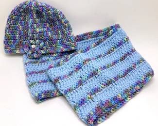 Hand Knitted Hat & Scarf Lot #: 151