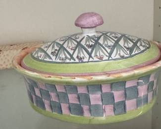 MC tureen